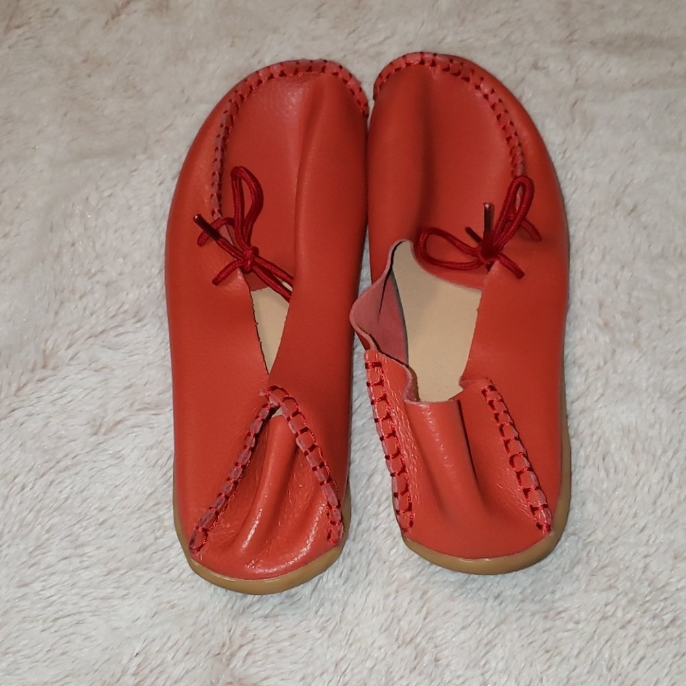 Shoes - Picture 2 of 3